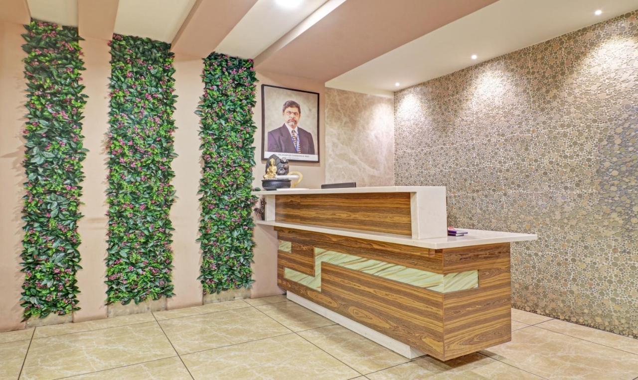 Treebo Tryst Park N Hotel Vijayawada Exterior photo